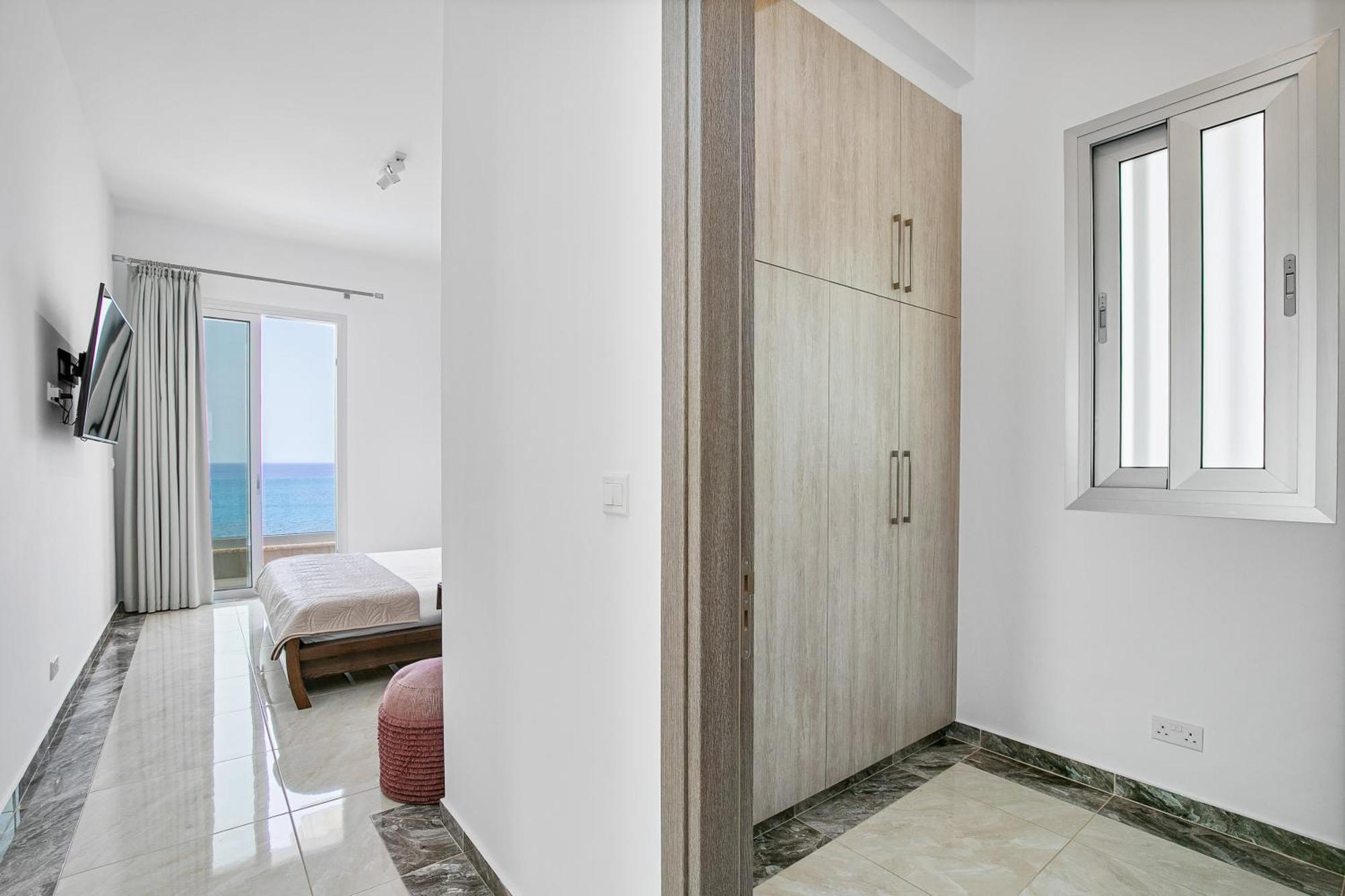 Olymp Luxury Villa D - Luxury Escape With Direct Beach Access And Unique Sunsets Paphos 外观 照片